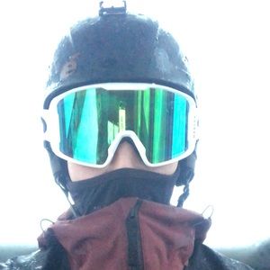 Meet your Posher, Evin